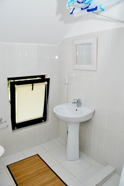 Collias Hotel โฮเรซู ภายนอก รูปภาพ